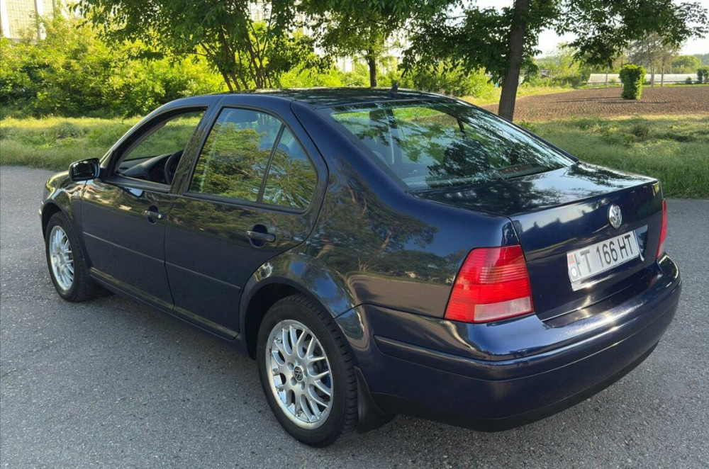 Продам Volkswagen Bora 1.6 бензин, 2000 года. Тирасполь - изображение 5