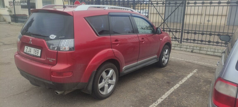 Mitsubishi Outlander XL 2.4, 2009 Tiraspol - fotografie 6