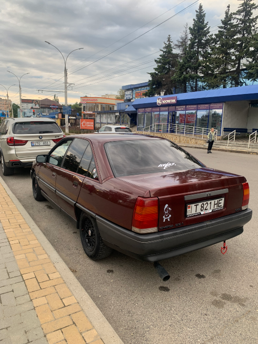 Opel Omega 1990 год Тирасполь Тирасполь - изображение 1