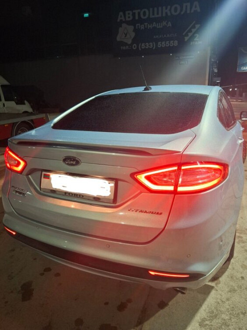Ford Fusion TITANIUM Plug-in Hyibrid Tiraspol - fotografie 3