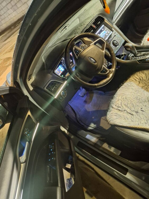 Ford Fusion TITANIUM Plug-in Hyibrid Tiraspol - fotografie 8