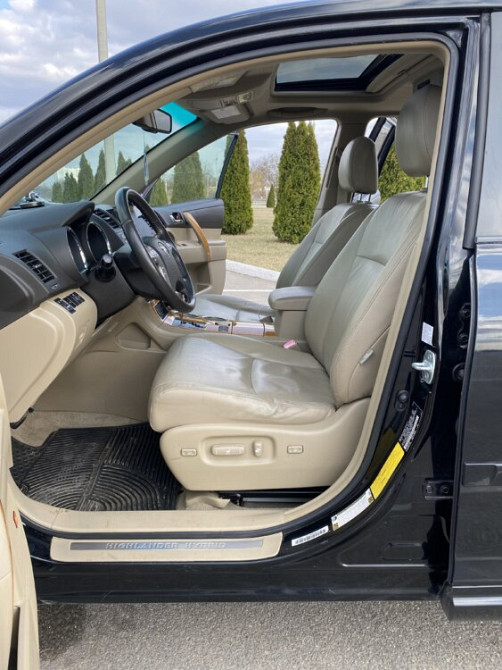 Toyota Highlander Hybrd 3.3 2008г. Максимальная комплектация Tiraspol - fotografie 3