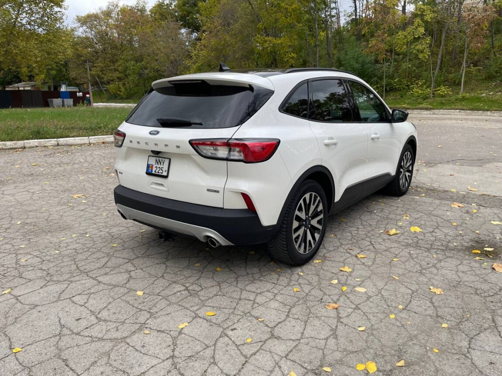 Ford Escape 2020 Tiraspol - fotografie 4