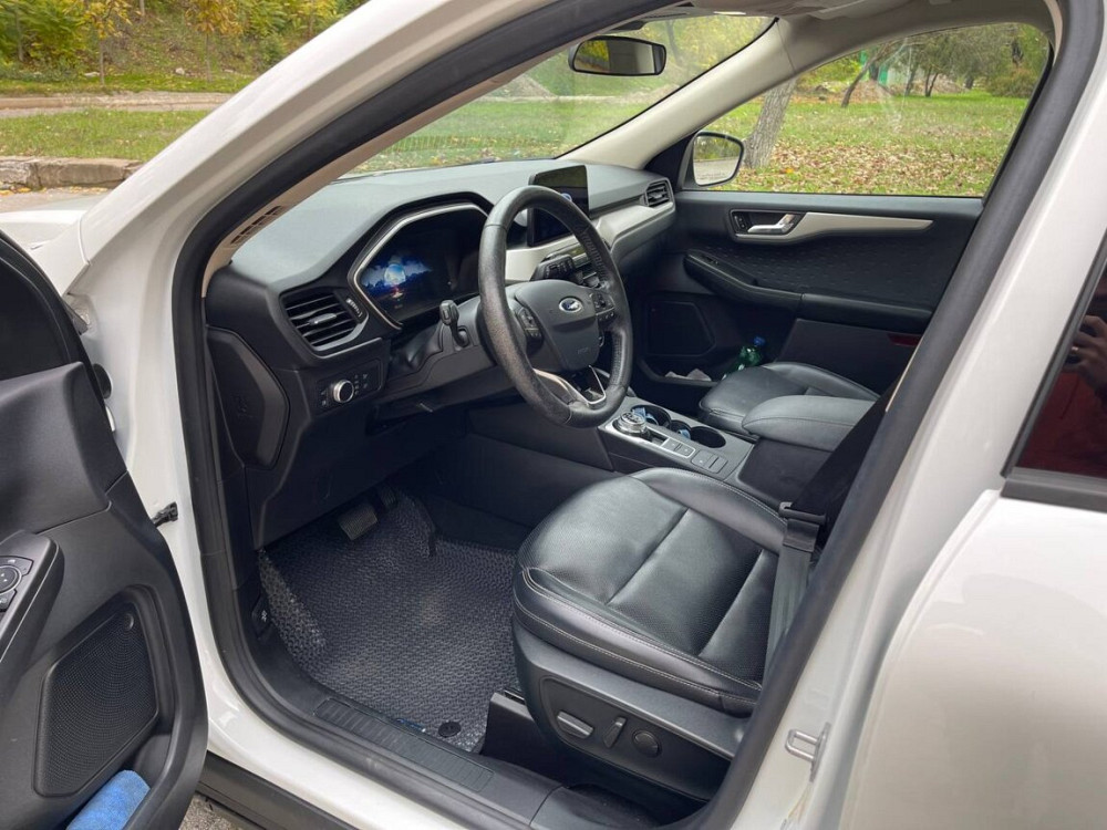Ford Escape 2020 Tiraspol - fotografie 6