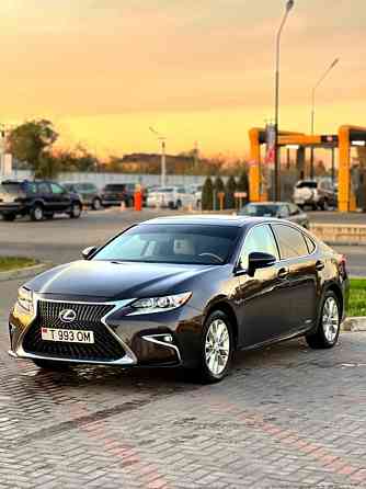 Lexus ES300h • 2.5 Hybrid • 2014 год • Автокредит Tiraspol
