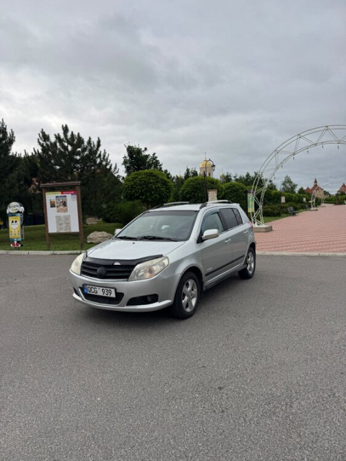 Geely MK Cross Bender - fotografie 3