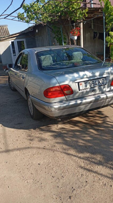 Mercedes 210 2.2 дизель 1800$ СРОЧНО Тирасполь - изображение 4