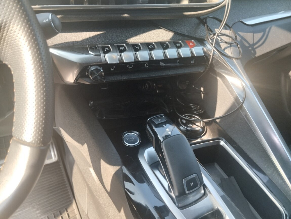 Peugeot 3008 1.5 BlueHDi GT Line 2018г. в. Tiraspol - fotografie 4