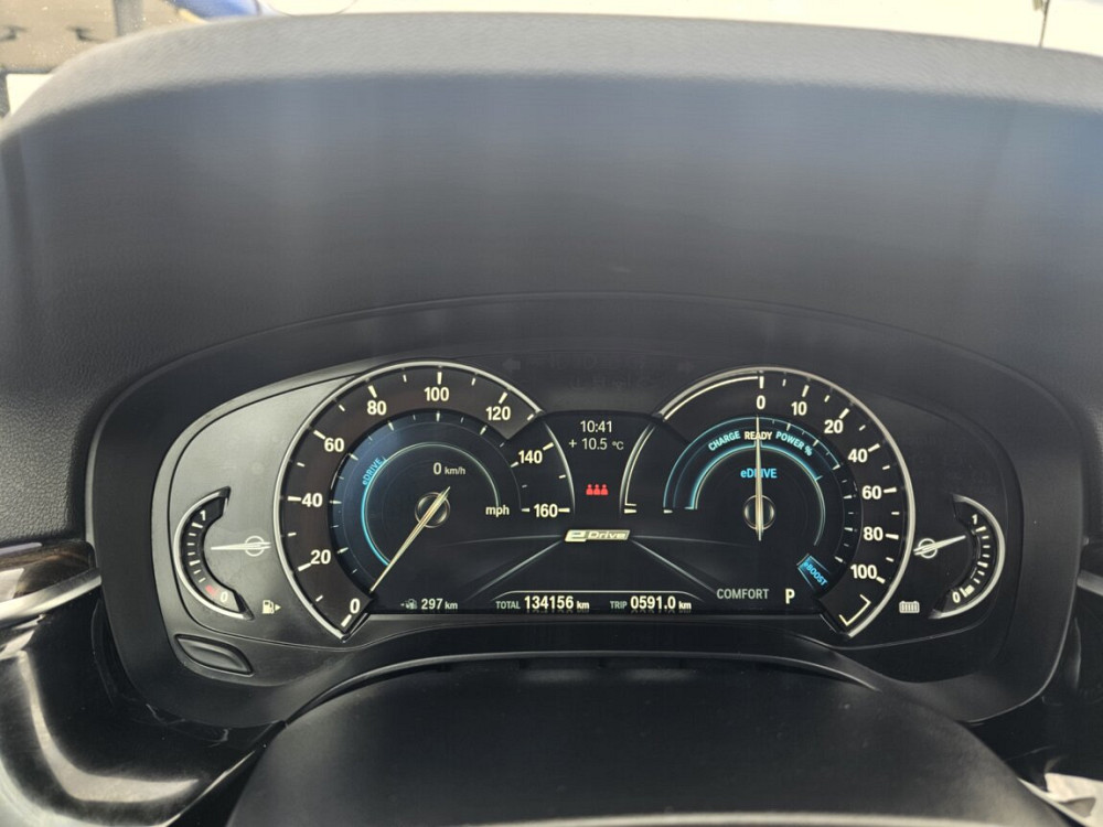 Продам bmw g30 плагин полный привод 2018 Бендеры - изображение 3