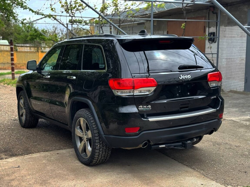 Продам Jeep Grand Cherokee Limited 2015 год 4x4 3.0 дизель Автомат Tiraspol - fotografie 8