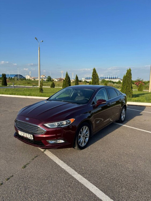 Ford Fusion Energi, 2017 год, 2.0 Plug-in Hybrid Тирасполь - изображение 2