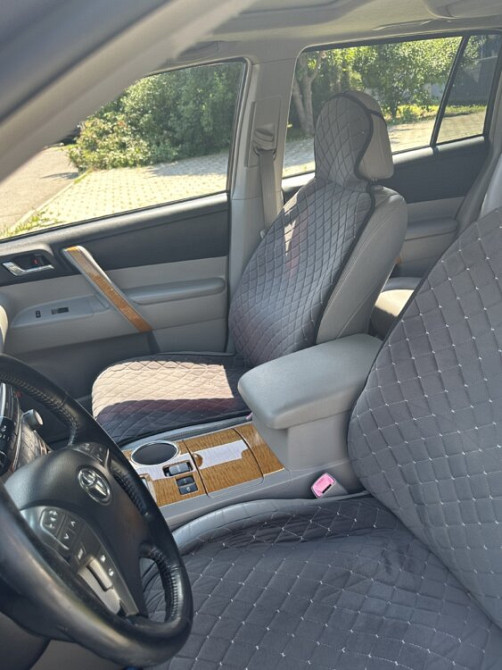Продам Toyota Highlander 2008 Hybrid 3.5 (Нейтральные номера) Тирасполь - изображение 4