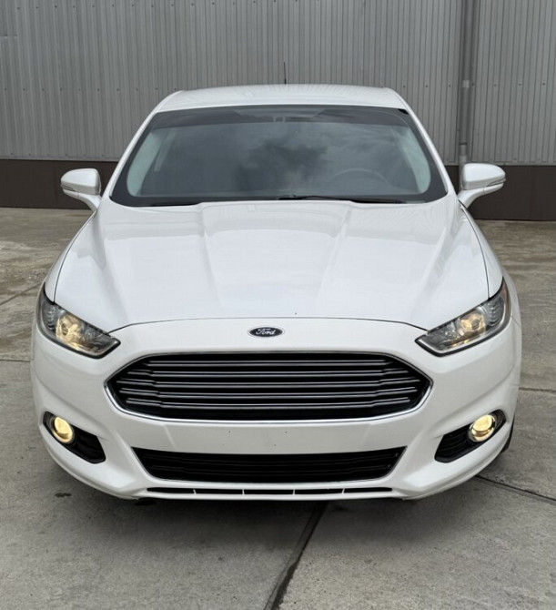 Ford fusion plugin hybrid 2015 год. Тирасполь - изображение 4