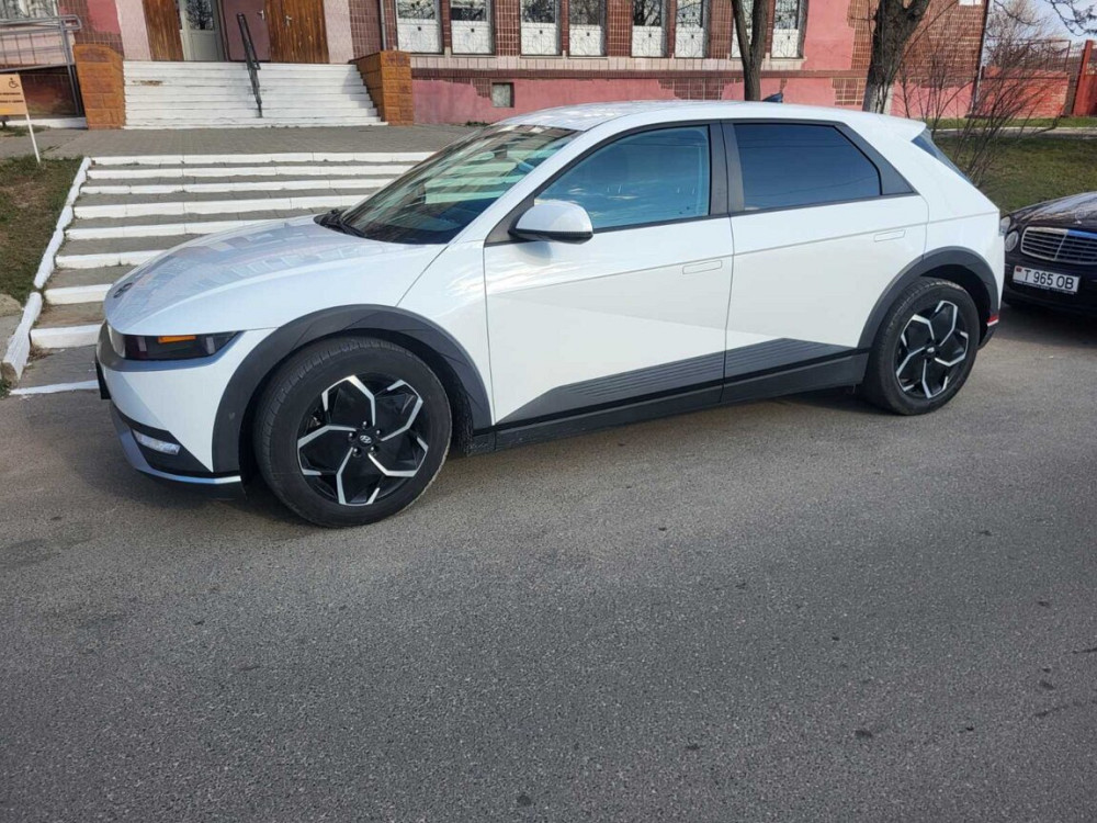 ПРОДАМ Hyundai IONIQ 5 Tiraspol - fotografie 2