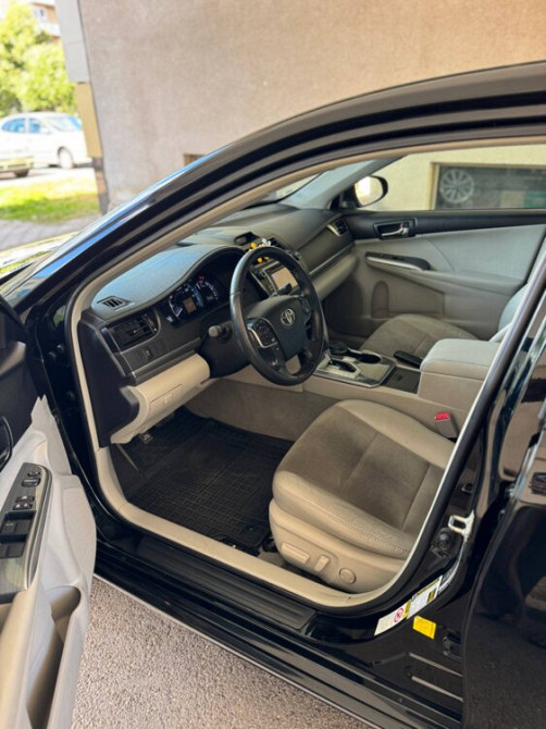 Toyota Camry 2.5 Hybrid Тирасполь - изображение 9