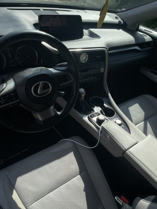 Lexus RX 450h 2018 год 90 000 км Тирасполь - изображение 7