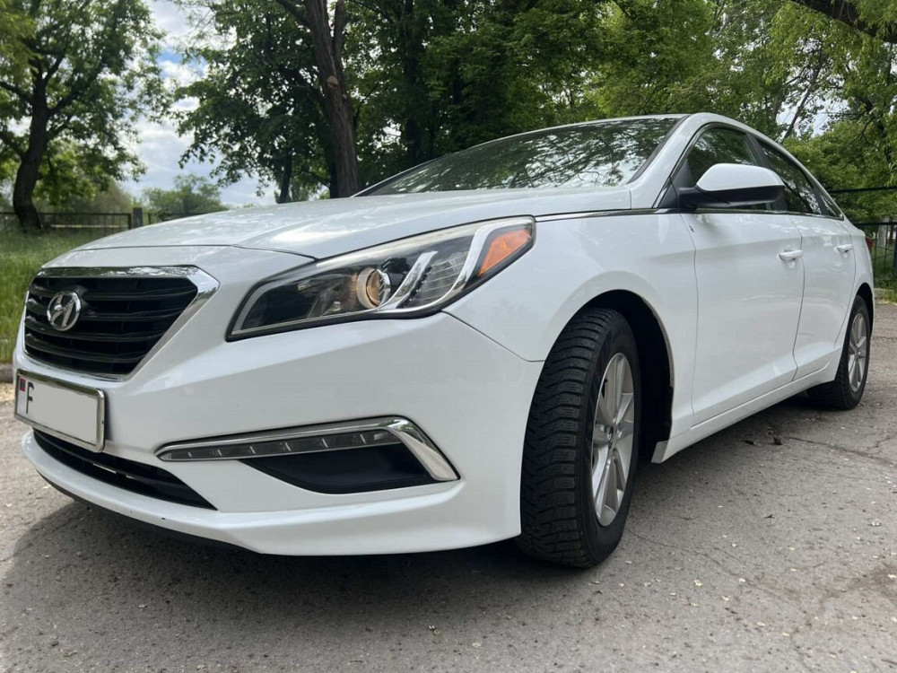 Продам Hyundai Sonata 2015 г. в 2,4 бензин, в белом перламутре. Рыбница - изображение 1