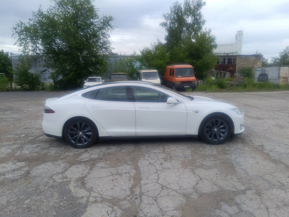 Tesla Model S 85 Рыбница - изображение 3