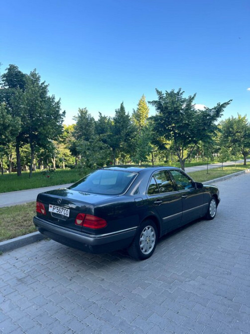 Mercedes E320 Бендеры - изображение 3