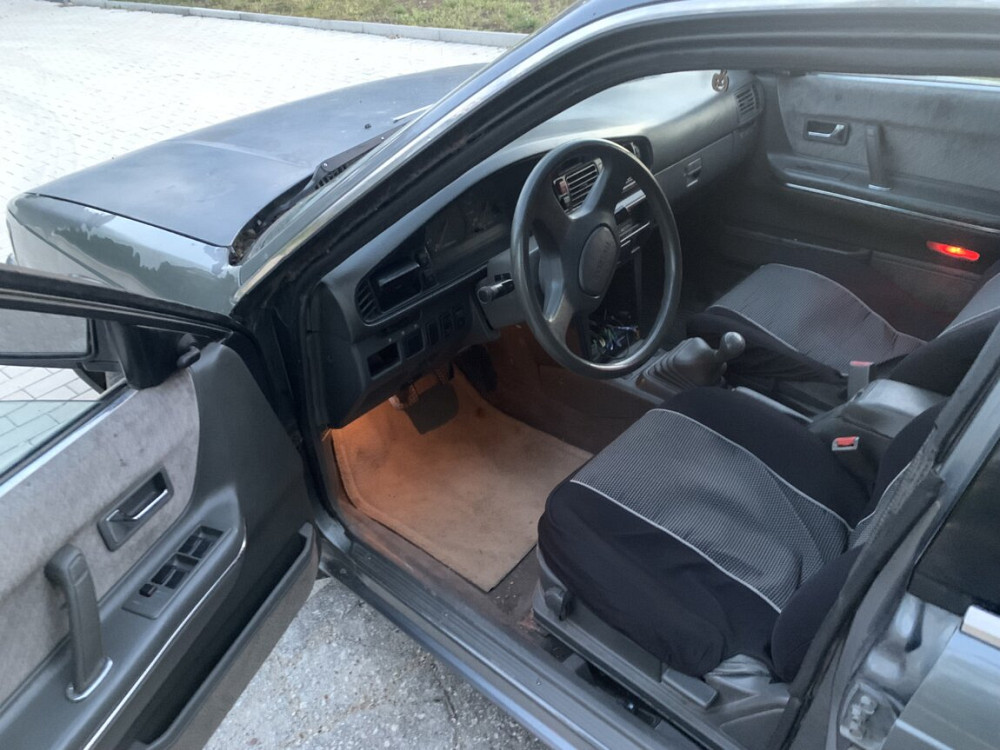 Mazda 626 1989 год Бендеры Bender - fotografie 4