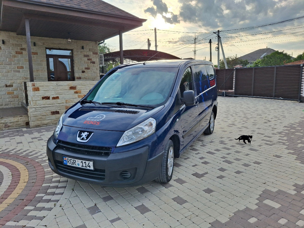 Peugeot 2008 2010 год Кишинёв Chişinău - fotografie 1