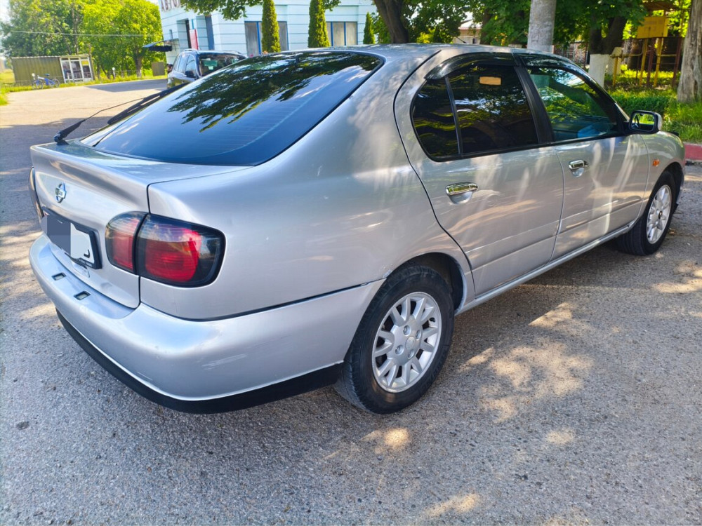 Nissan Primera 2001 год Бендеры Бендеры - изображение 2