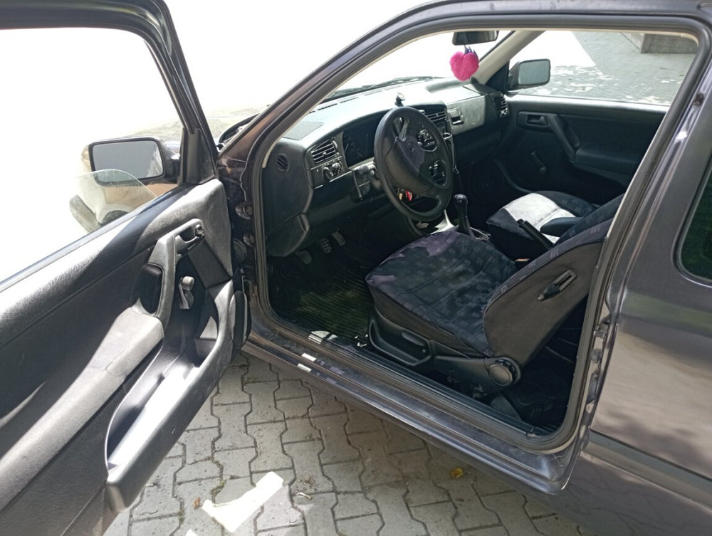 Volkswagen Golf 1993 год Рыбница Рыбница - изображение 5