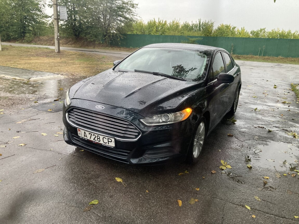 Ford Fusion 2014 an Bender Bender - fotografie 1