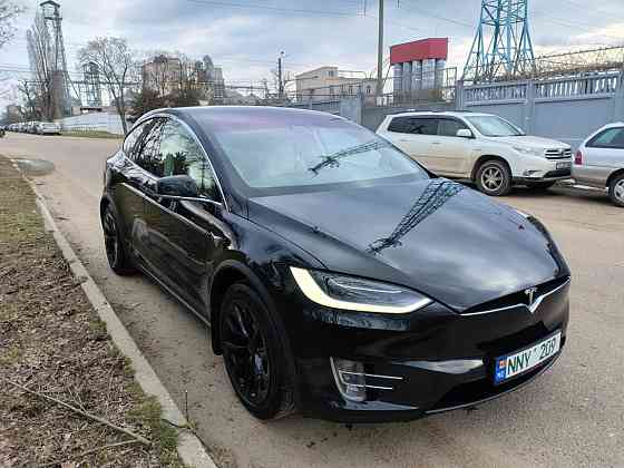 Tesla model X Tiraspol