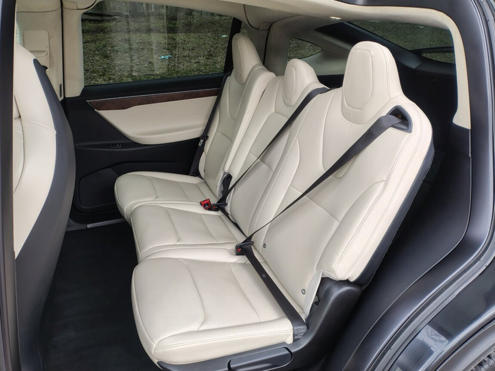 Tesla model X Tiraspol - fotografie 3