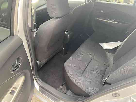 toyota yaris седан автомат газ бензин Chisinau