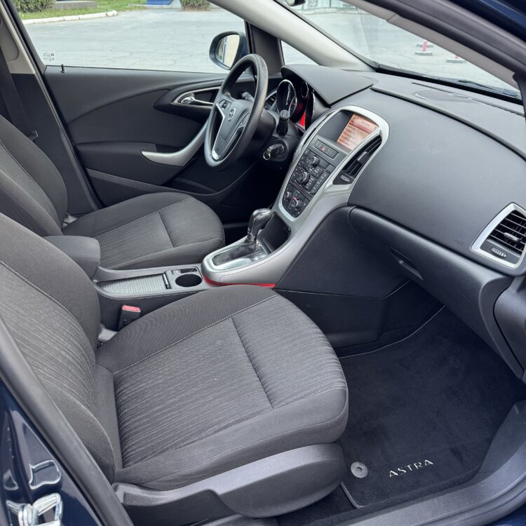 Opel Astra 1.6i (J) АВТОМАТ 6АКПП, 2011г. 5850$ -Свежепригнана из Шв Рыбница - изображение 6