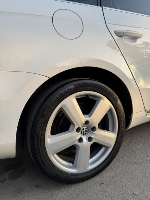 Volkswagen Passat 2011 год Тирасполь Тирасполь - изображение 3