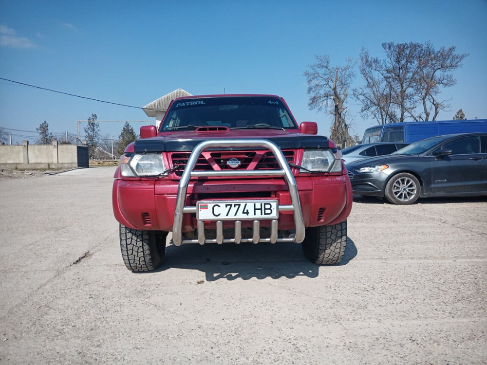 Nissan Patrol 1998 год Бендеры Бендеры - изображение 4