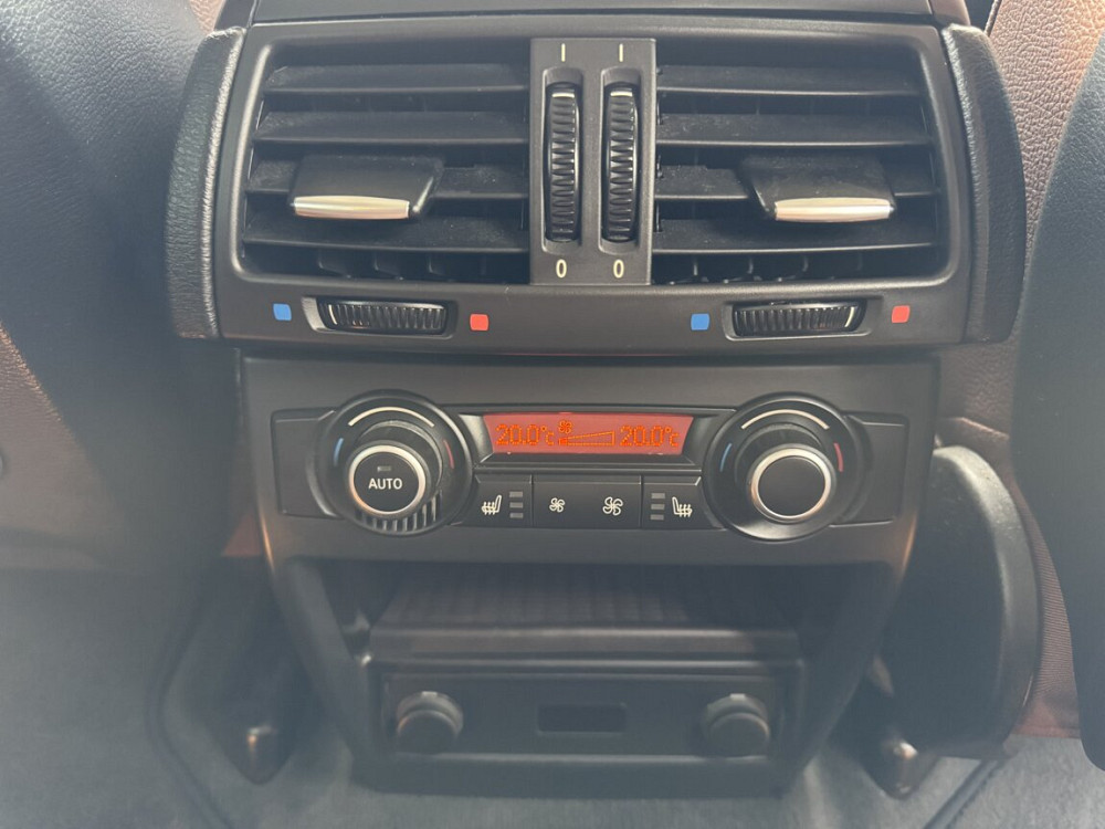 BMW 5 Series 2011 Bender Bender - photo 10