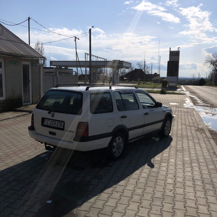 Volkswagen Golf 1996 год Тирасполь Тирасполь - изображение 3
