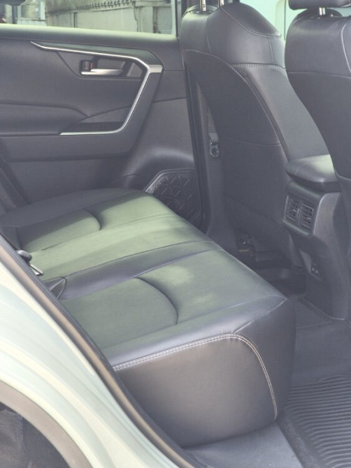 Toyota RAV4 2023 an Tiraspol Tiraspol - fotografie 6