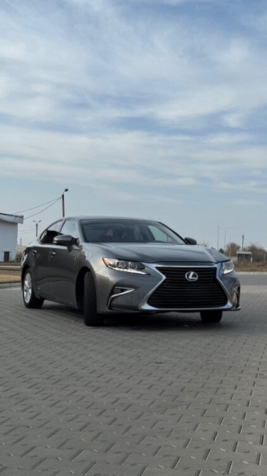 Lexus ES 2015 an Tiraspol Tiraspol - fotografie 2