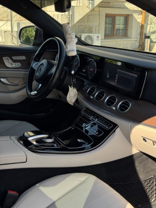 Mercedes E300 Tiraspol - fotografie 4