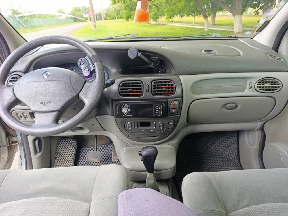Renault Scenic 2002 год Бендеры Bender - fotografie 5