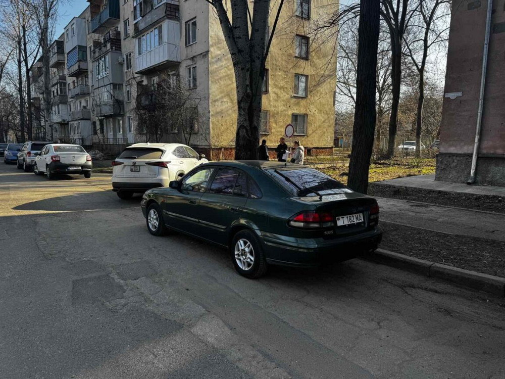 Mazda 626 1998 год Бендеры Бендеры - изображение 10