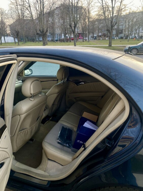 Mercedes E-Class 2004 an Bender Bender - fotografie 3