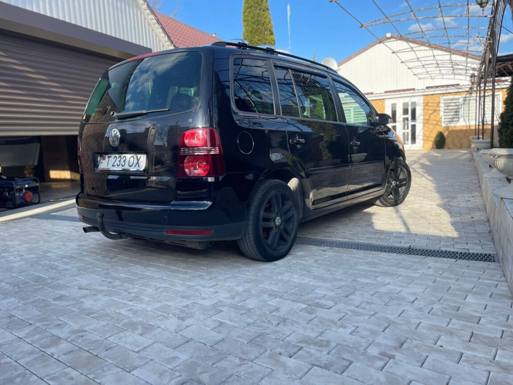 Volkswagen Touran 2006 год Тирасполь Тирасполь - изображение 2