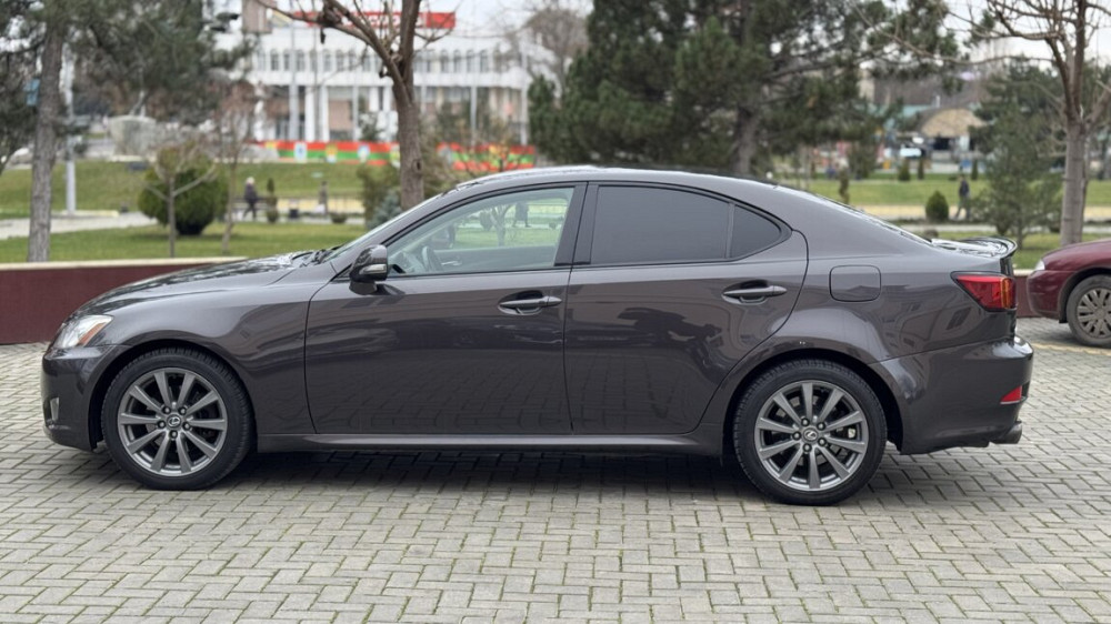 Lexus IS 250 Нейтральные номера / 2008 год, 2.5л, бензин, автомат Тирасполь - изображение 4