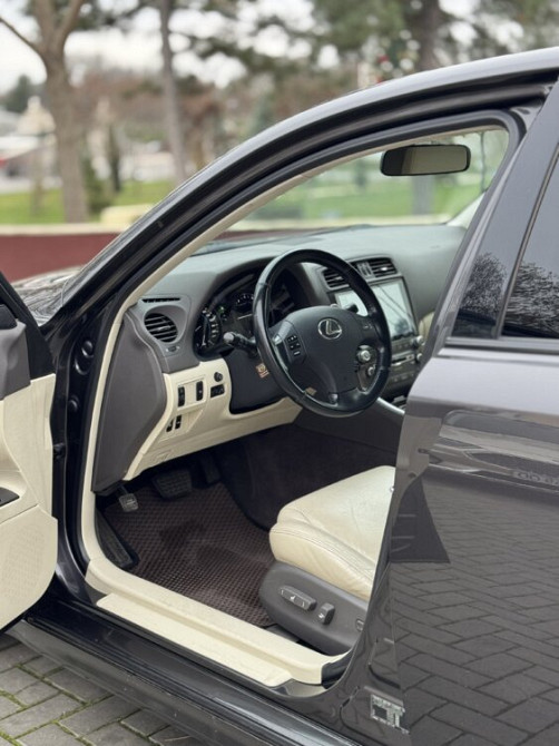 Lexus IS 250 Нейтральные номера / 2008 год, 2.5л, бензин, автомат Тирасполь - изображение 7