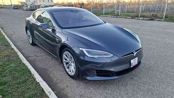 Tesla model s Тирасполь