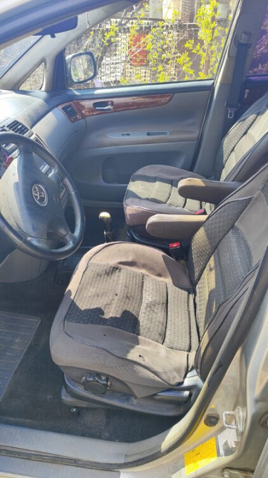 Toyota Avensis Verso 2001 год Тирасполь Тирасполь - изображение 8