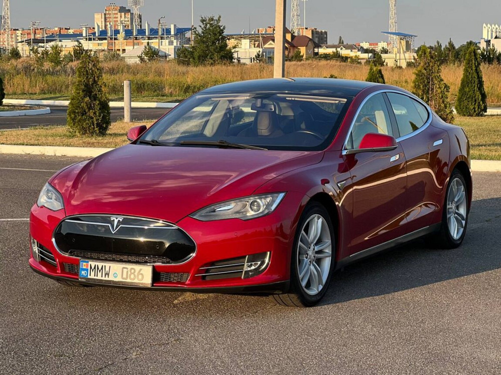 Tesla Model S60 (Авторынок КОВЧЕГ) Chişinău - fotografie 1