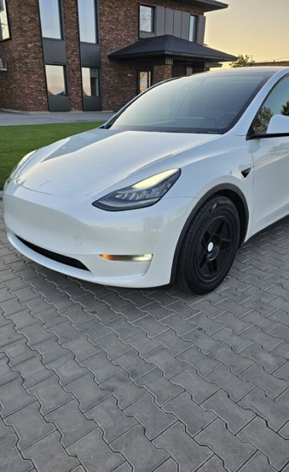 Продам Tesla Model Y Performance Тирасполь - изображение 4