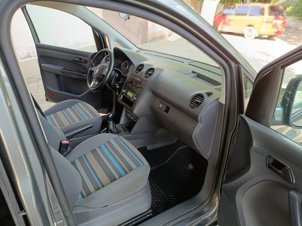 Volkswagen Caddy Бендеры - изображение 5